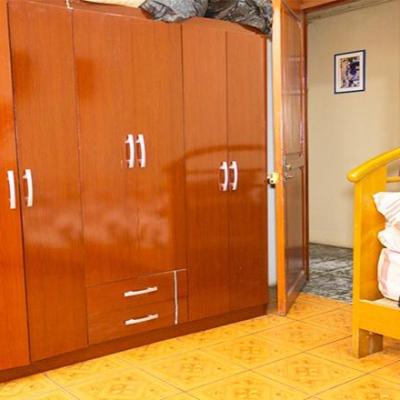 VENTA DE CASA DE 3 PISOS EN LA URB. LA PRIMAVERA